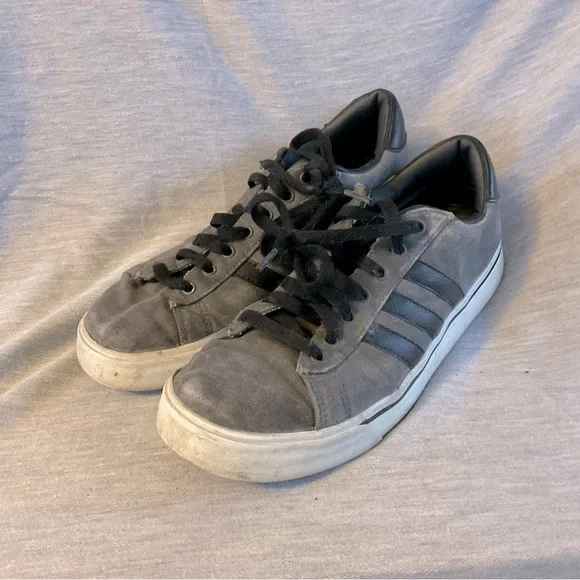 adidas gazelle silver green womens adidas Men's Daily 4.0 Shoes, Size 12, Grey/Black/White